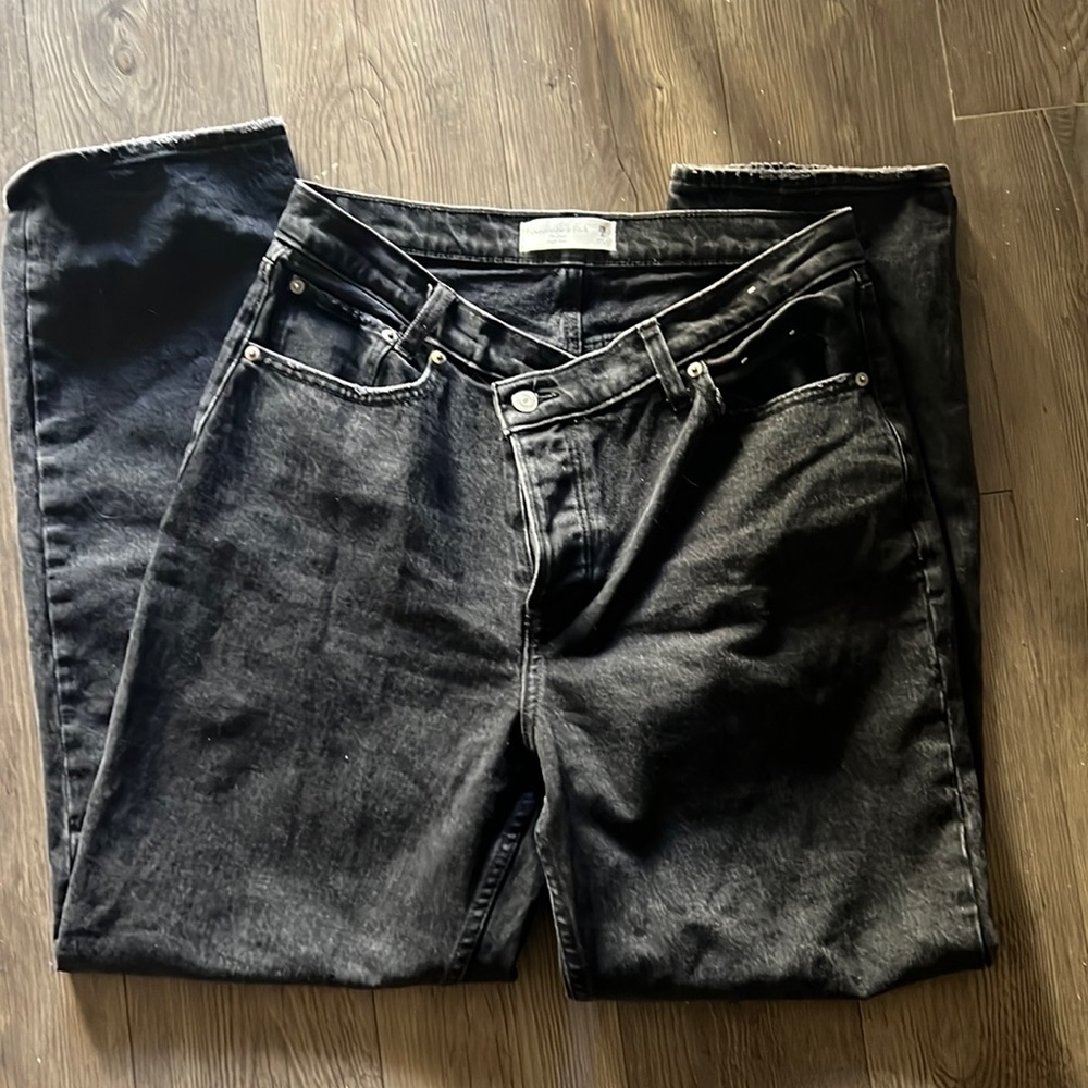 A&F black dad high rise jeans